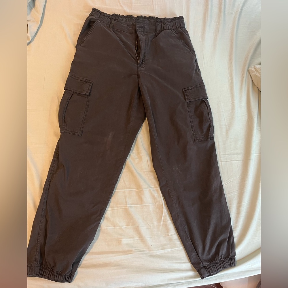 American Eagle Women’s Cargo Jogger size 12
